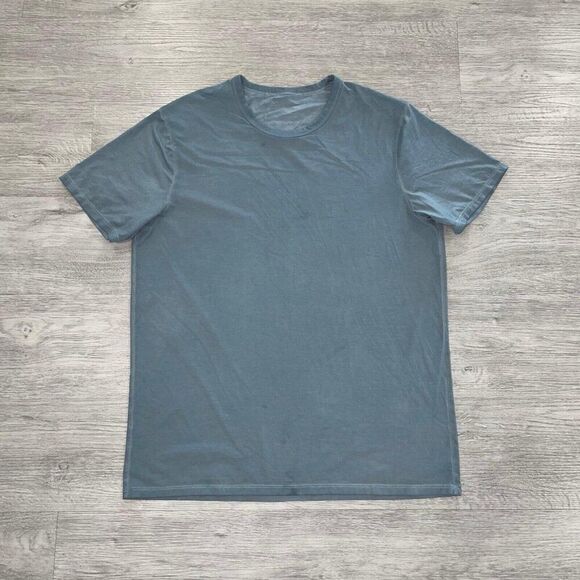 Lululemon Shirt Men’s Large ? Short Sleeve Crewneck Tee Gym Workout Training Run - Picture 1 of 7